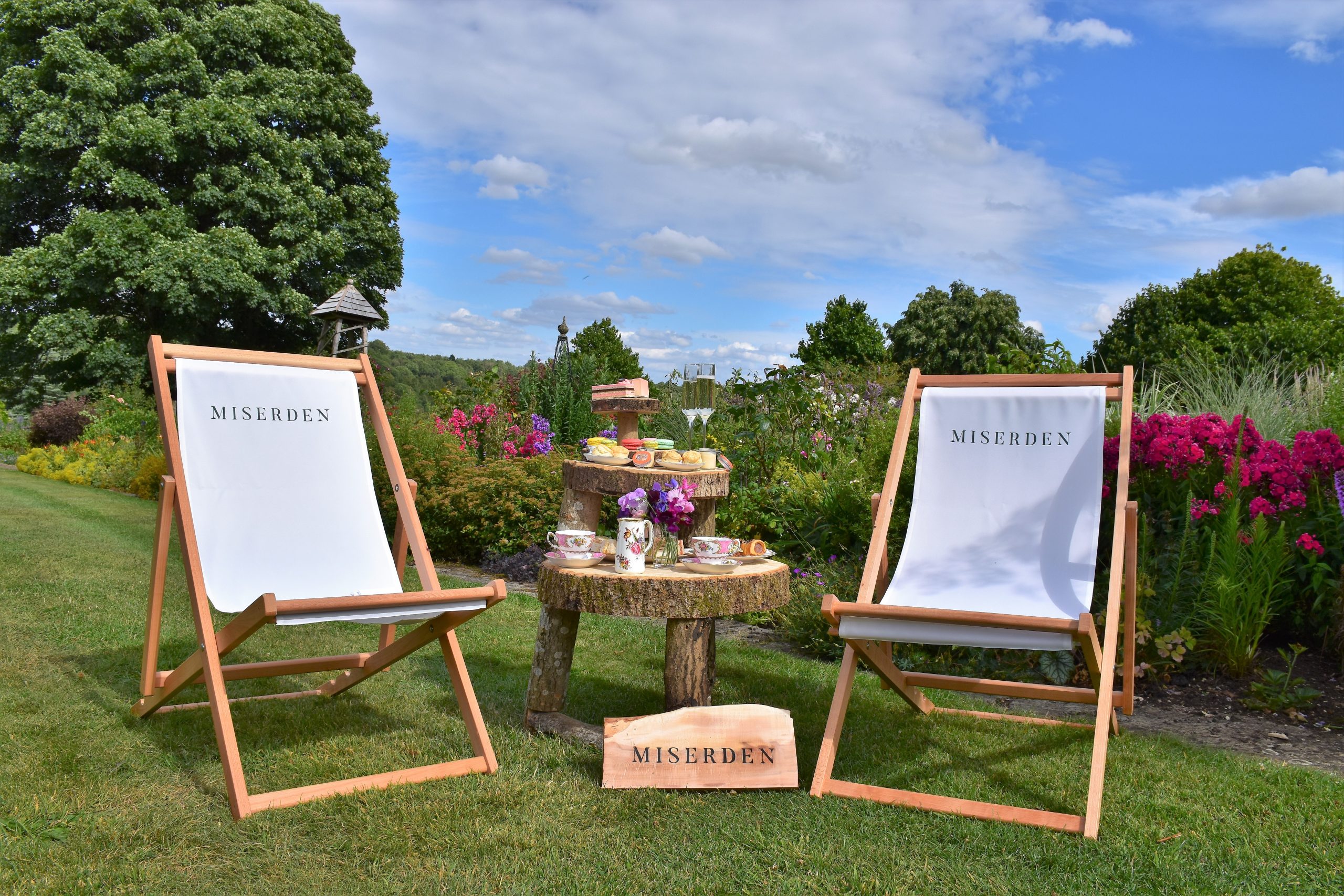 Miserden Discover Explore Enjoy